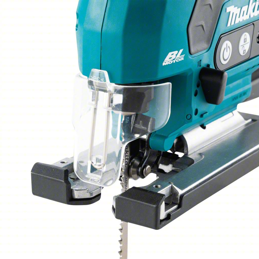 MAKITA Sticksåg: Cylindergrepp, T-skaft, pendelrörelse, upp till 3 000 slag/min, borstlös motor
